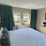 La Hotel 3*