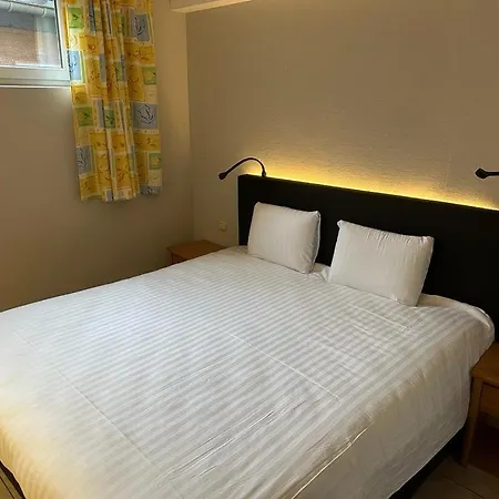 La Hotel 3*