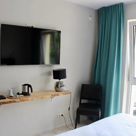 La Hotel 3*