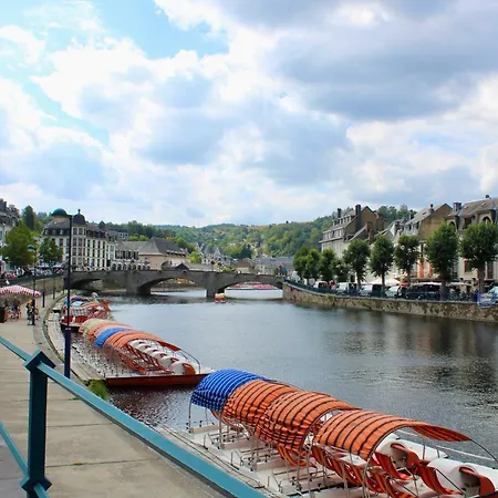 La Hotel Bouillon