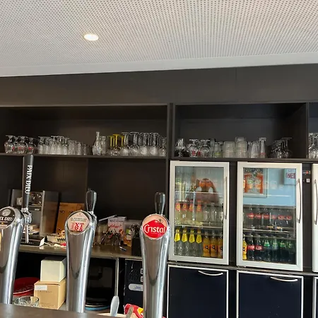 La Hotel 3*